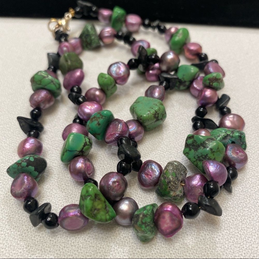 Vintage Turquoise Pearl And Black Onyx Necklace - Picture 4 of 12